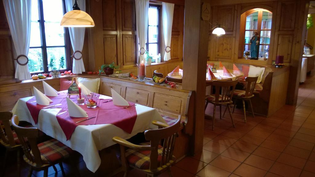 Landhotel Vierjahreszeiten Bad Konigshofen im Grabfeld Εξωτερικό φωτογραφία