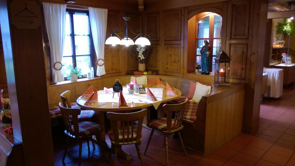 Landhotel Vierjahreszeiten Bad Konigshofen im Grabfeld Εξωτερικό φωτογραφία